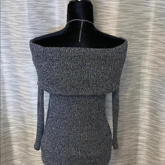 Grey Sweater - Picture 5 of 5